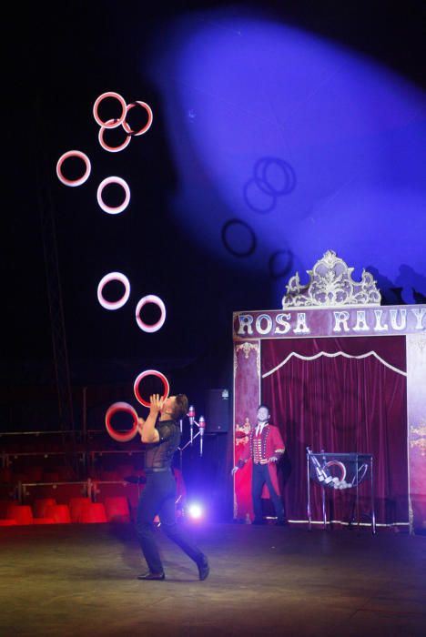 Funcions a la carpa del nou teatre-circ Rosa Raluy