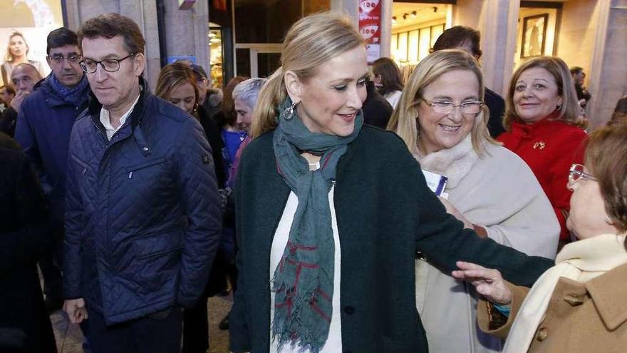 Núñez Feijóo y Cristina Cifuentes en una reciente visita a Vigo. // Marta G. Brea