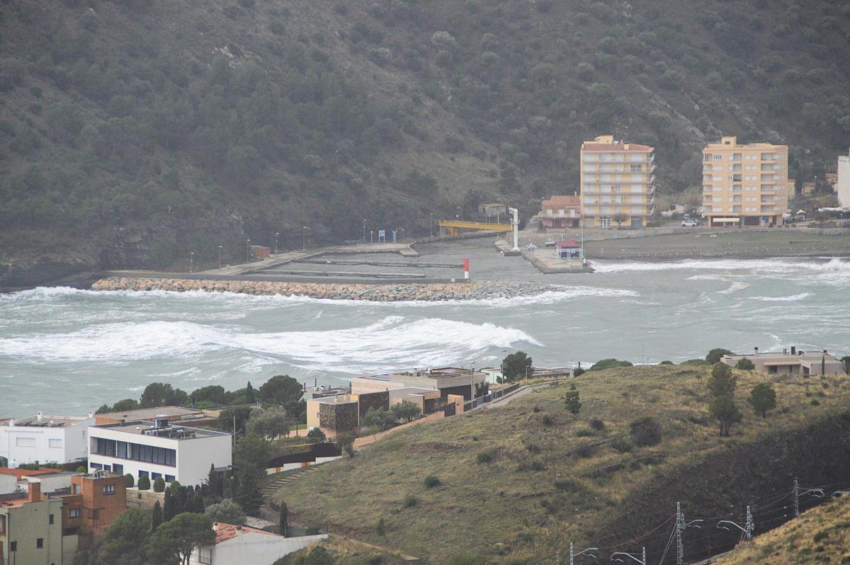 La llevantada de Portbou al Port de la Selva en trenta imatges