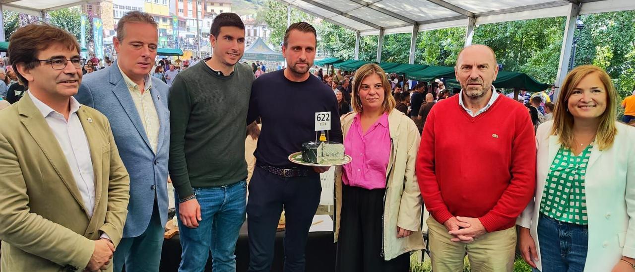 El Llagar de Colloto, de Oviedo, paga 30.000 euros para hacerse por cuarto año consecutivo con la pieza ganadora, producida en esta ocasión por la quesería Los Puertos.