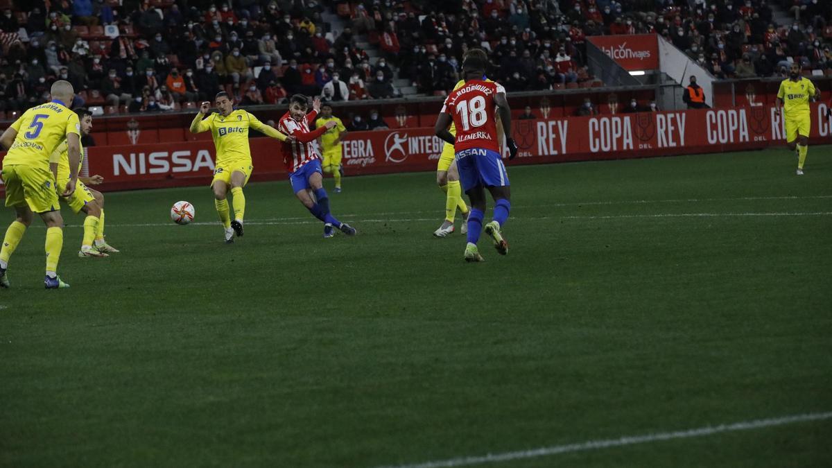 EN IMÁGENES: Los mejores momento del Sporting-Cádiz