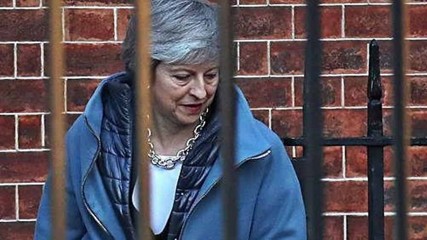 La primera ministra britànica, Theresa May, cada cop té més problemes pel Brexit