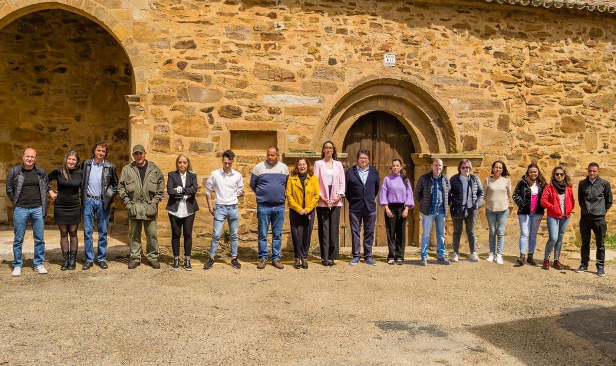 Candidatos a la alcaldía del PP en Tábara. | Ch. S.