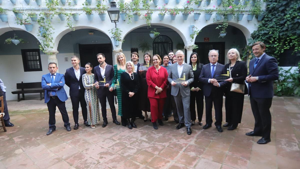 La asociación de joyeros San Eloy reconoce el trabajo de cuatro empresas  del sector y de la Cámara de Comercio - Diario Córdoba
