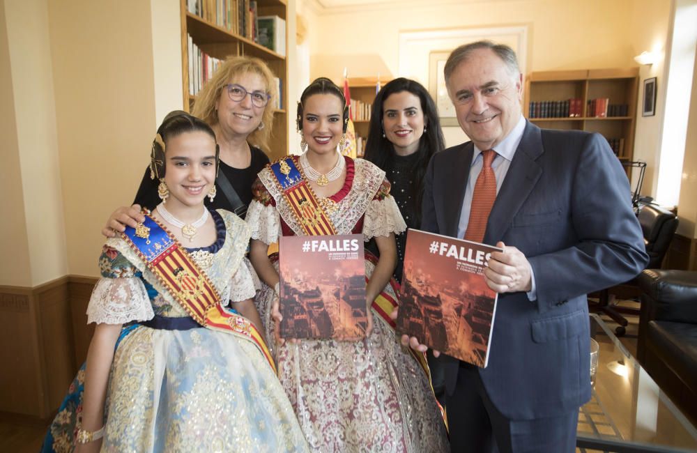 Extra de Fallas 2019 - El viaje de las falleras mayores a Grecia