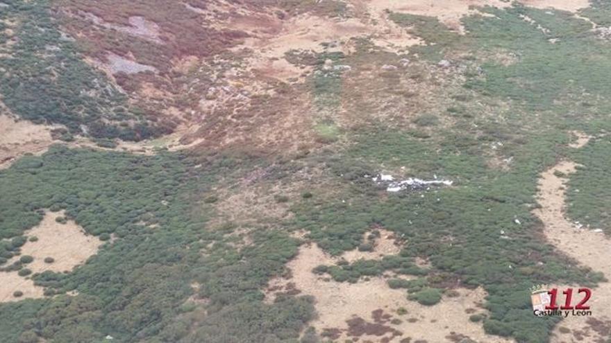 Vista aérea de la zona donde ha sido avistada la avioneta siniestrada.