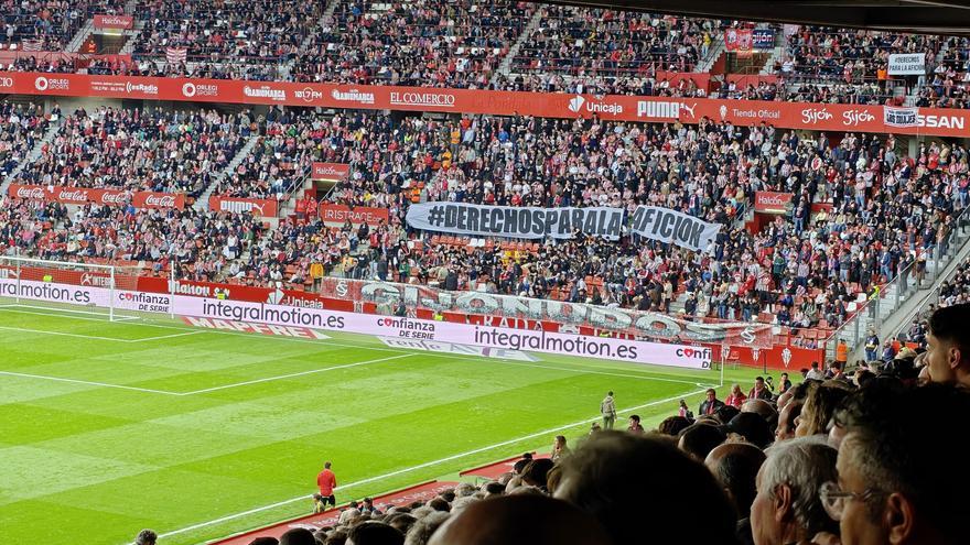 Así es “derechos para la afición”, el movimiento contra LaLiga y la Federacion que ha llegado a El Molinón