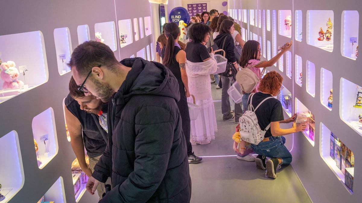 Abre la primera tienda Blind Box en Barcelona: el fenómeno de las cajas sorpresa