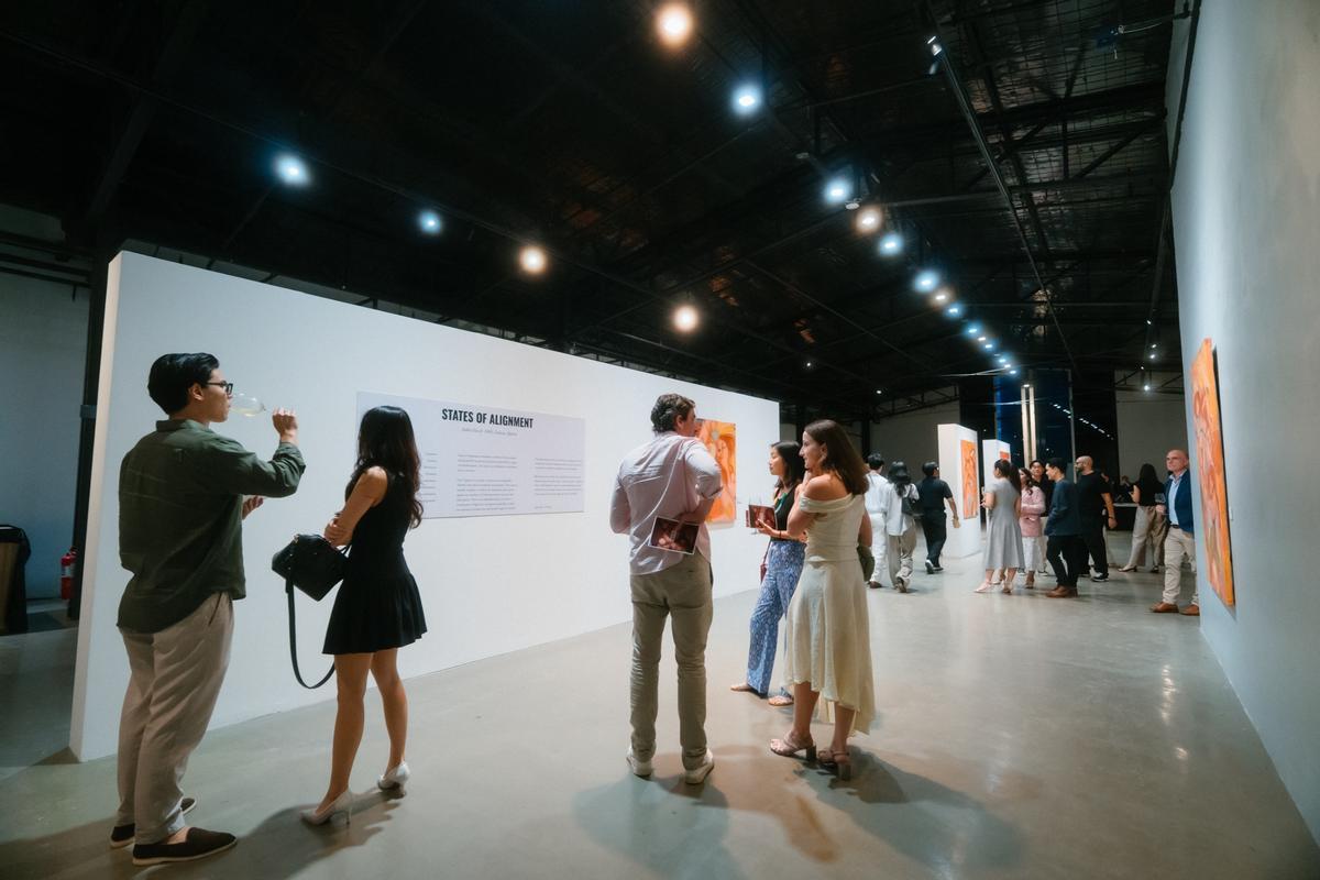 La inauguración en Bangkok de la exposición«States of Alignment», del grovense Pablo Ozo. La inauguración en Bangkok de la exposición«States of Alignment», del grovense Pablo Ozo.