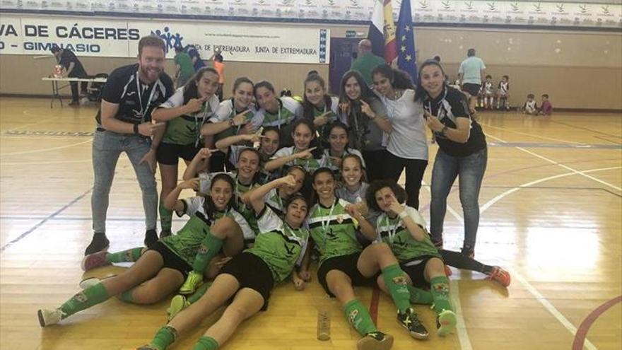 Femenino Cáceres, campeón de fútbol sala base