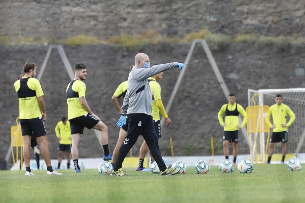 Primer entrenamiento de la UD Las Palmas en su fas