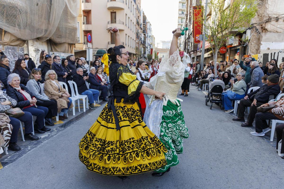 Las mejores imágenes del desfile de la ofrenda floral a la Virgen de la Caridad de Cartagena 2026