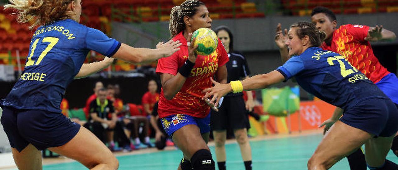 Marta Mangué en el partido que la selección española jugó ayer ante Suecia en Río de Janeiro.