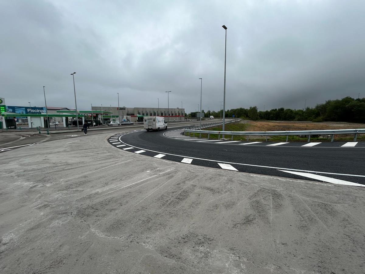 EN IMÁGENES: Inauguración de la nueva ronda de acceso a Parque Principado y vial de acceso directo desde Oviedo