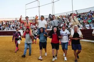 El 40ª aniversario de la plaza de toros de Villanueva de Córdoba, en imágenes