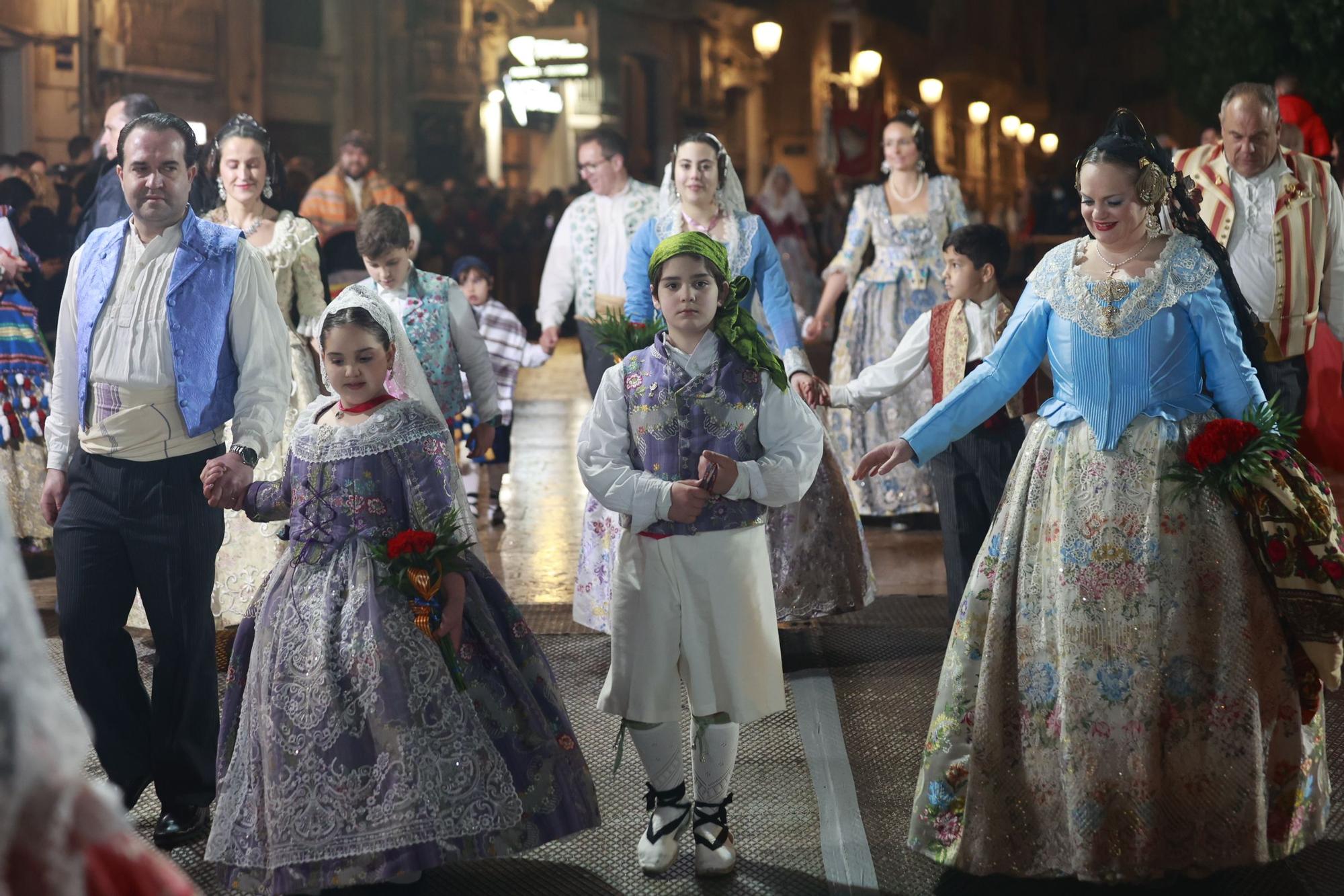 Búscate en la Ofrenda por la calle Quart (entre 22.00 y 23.00 horas)