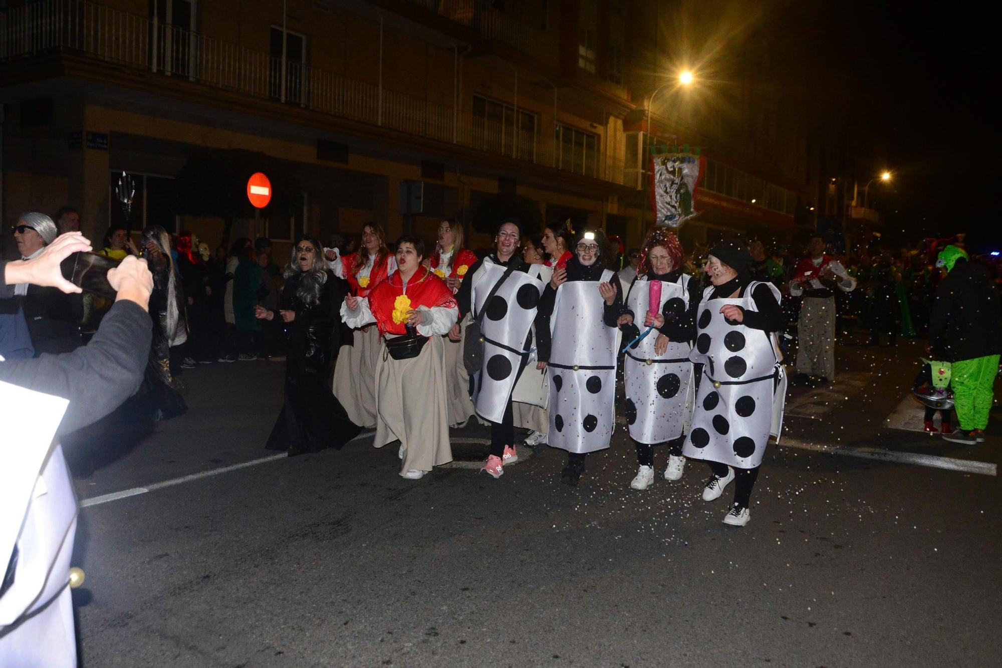 El Enterro da Sardiña nocturno en Moaña