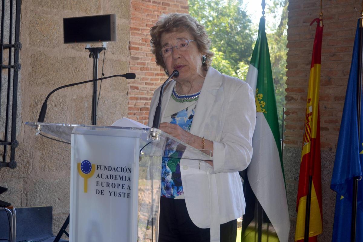 SOFÍA CORRADI.