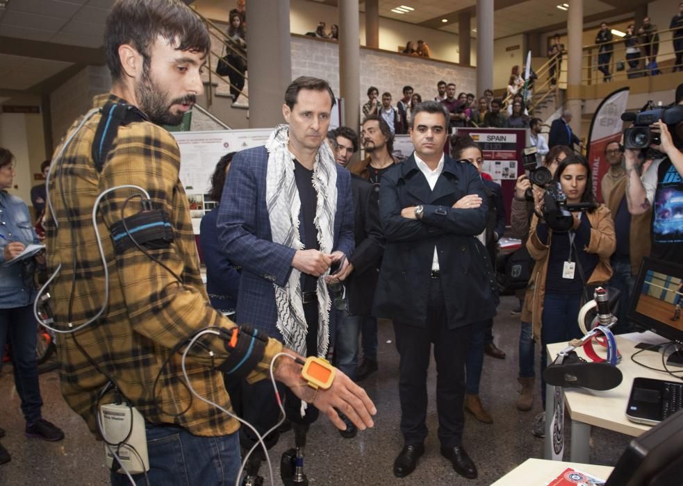 Hugh Herr visita la Escuela Politécnica de Gijón