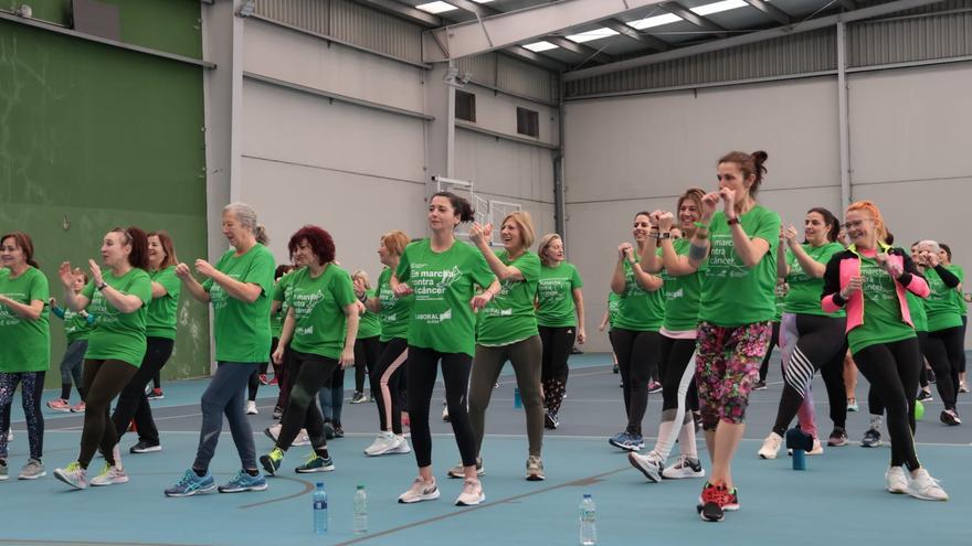 El Santa Olaya se mueve contra el cáncer: así fue la maratón solidaria de zumba y fitness