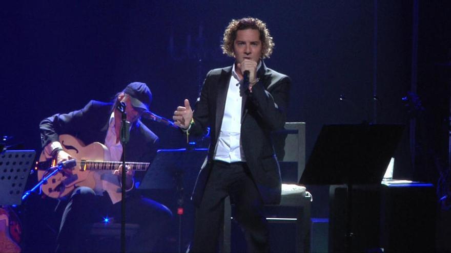 David Bisbal, durante un concierto en el Jovellanos.