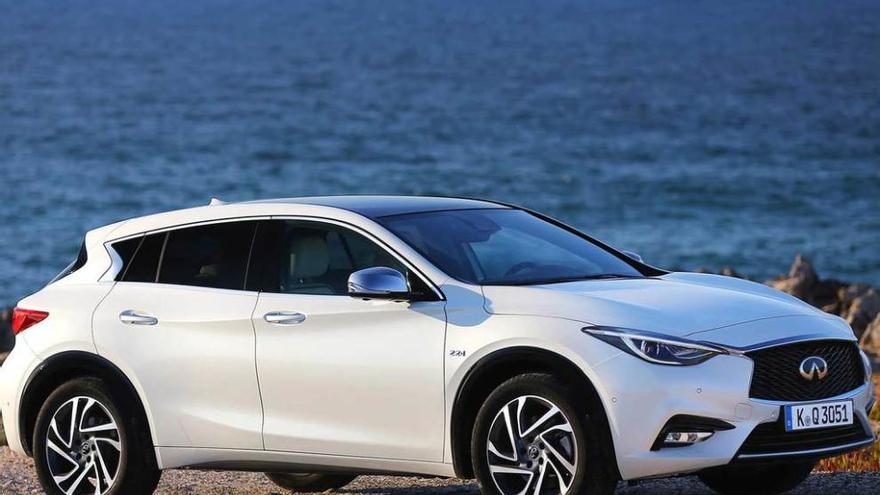 El Infiniti Q30, 110 CV diésel.