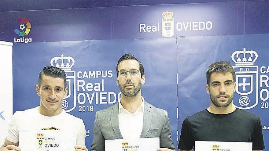 Saúl Berjón, Pablo Lence y Diegui Johannesson, en la presentación del campus del Oviedo.