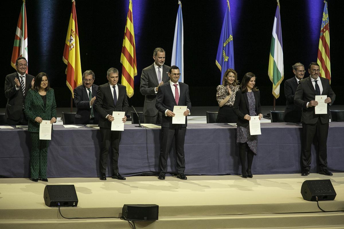 El rey Felipe VI preside en Barcelona la entrega de despachos a los nuevos jueces