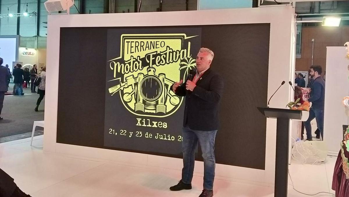 El alcalde de Xilxes, José Martínez, durante la presentación del Terraneo Motor Festival en la presente edición de Fitur.