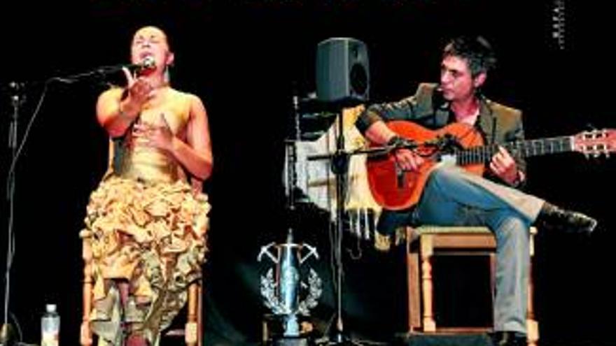 La extremeña Celia Romero sube al olimpo del flamenco en La Unión