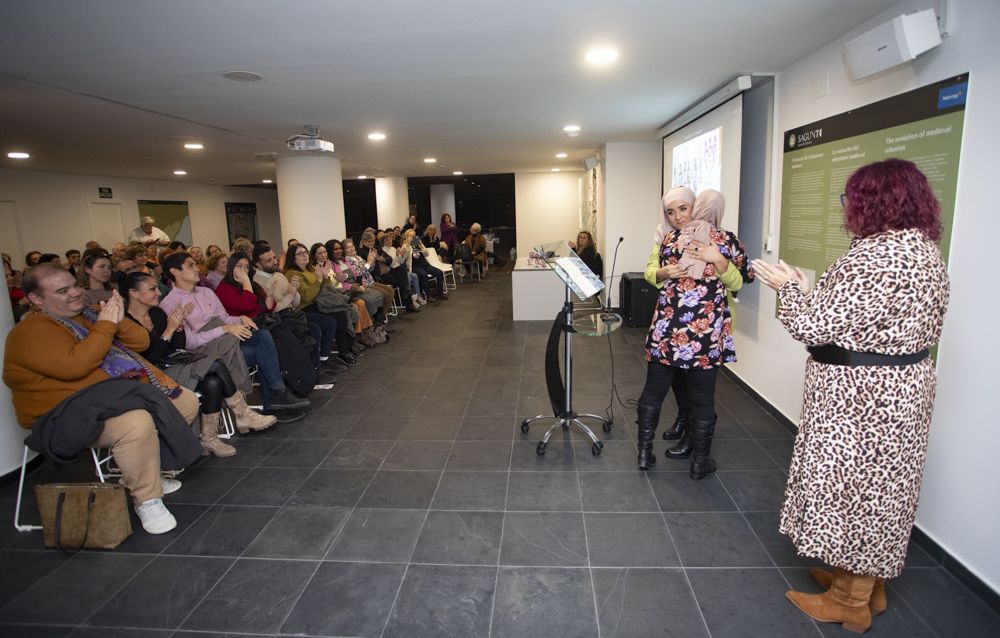 "Amigas Supervivientes" celebra un año más en Sagunt