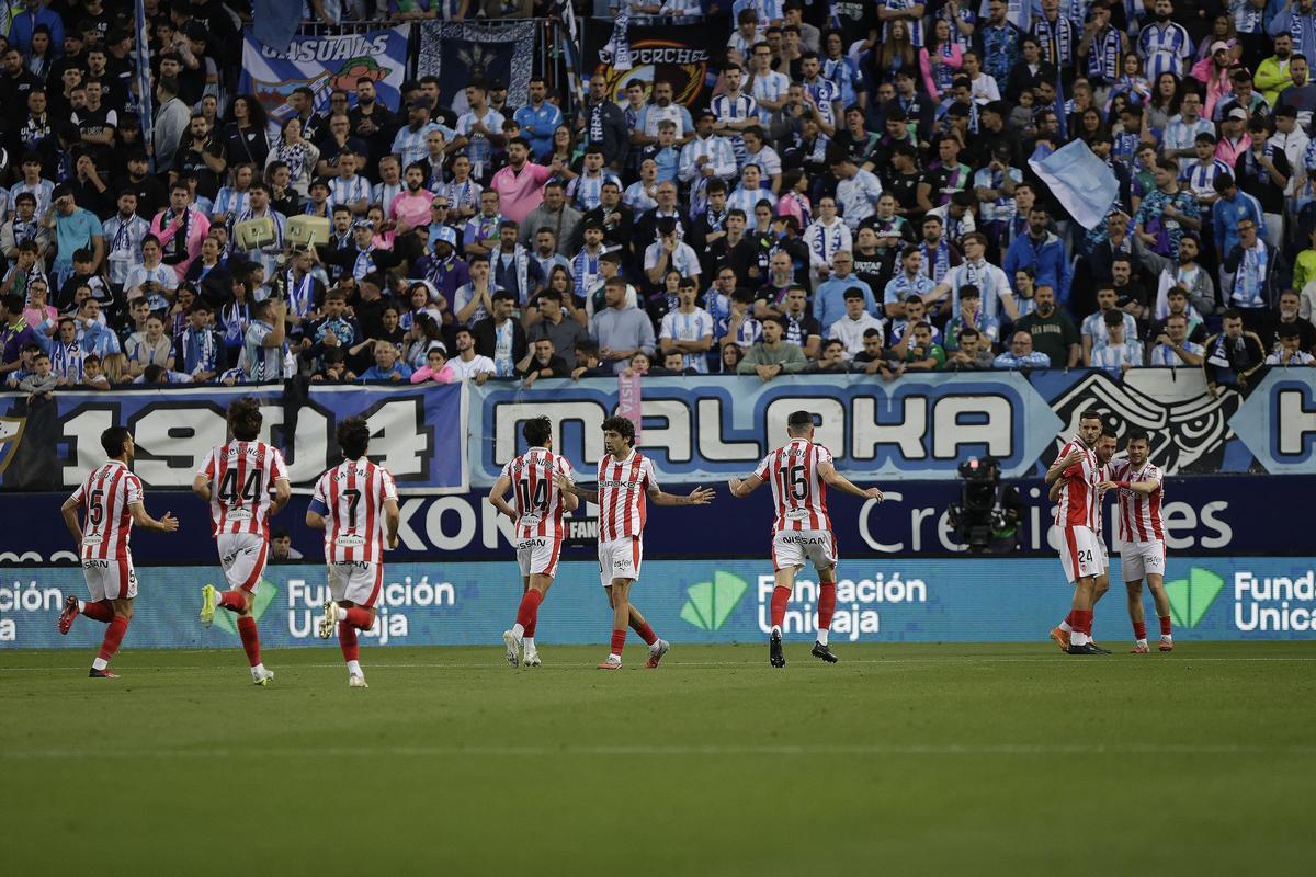 Imágenes del encuentro entre el Málaga y el Sporting