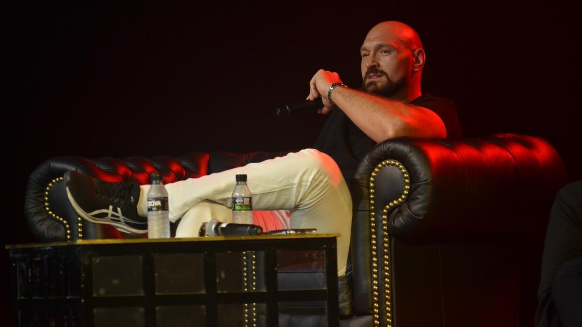 Tyson Fury, este domingo durante su charla