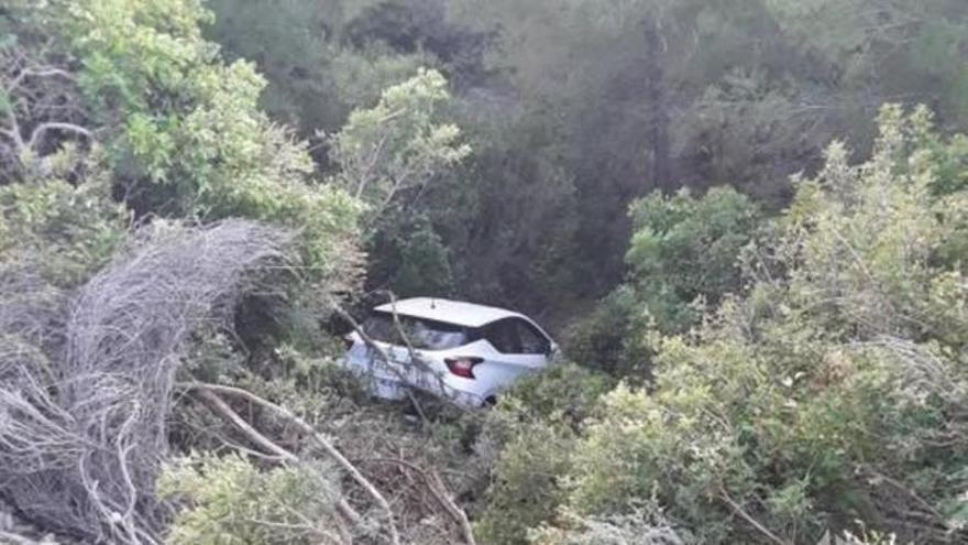Una conductora cae por un terraplén tras acceder de forma indebida a la Vía Verde de Orpesa
