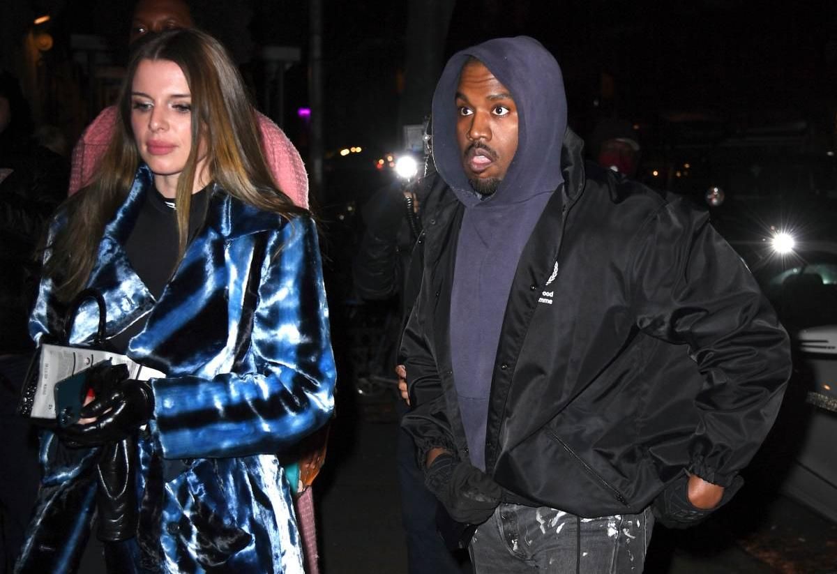 Julia Fox y Kanye West en Nueva York