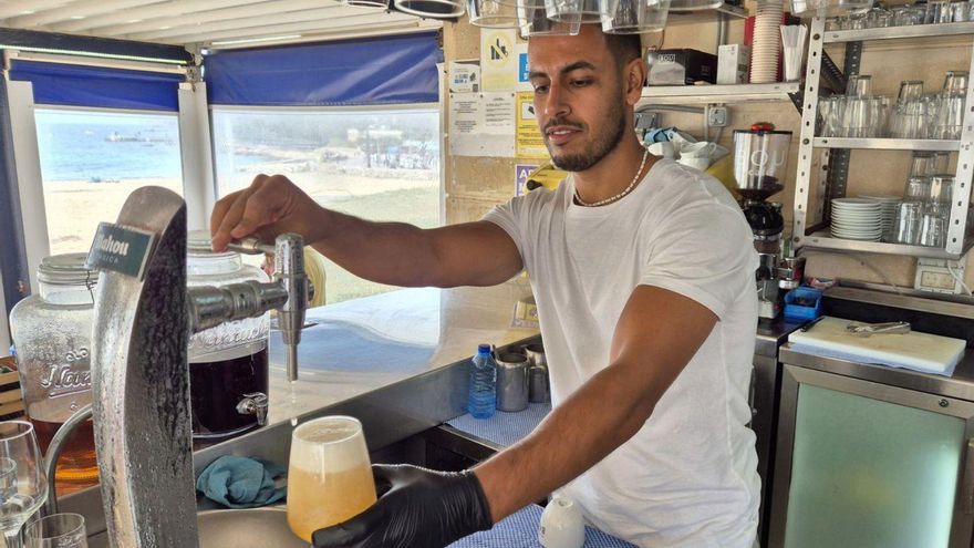 Auch Mitarbeiter in Strandbars wie hier in Calvià sind vom neuen Tarifvertrag betroffen.