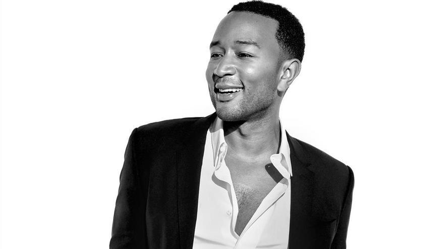 John Legend vuelve en nombre del amor