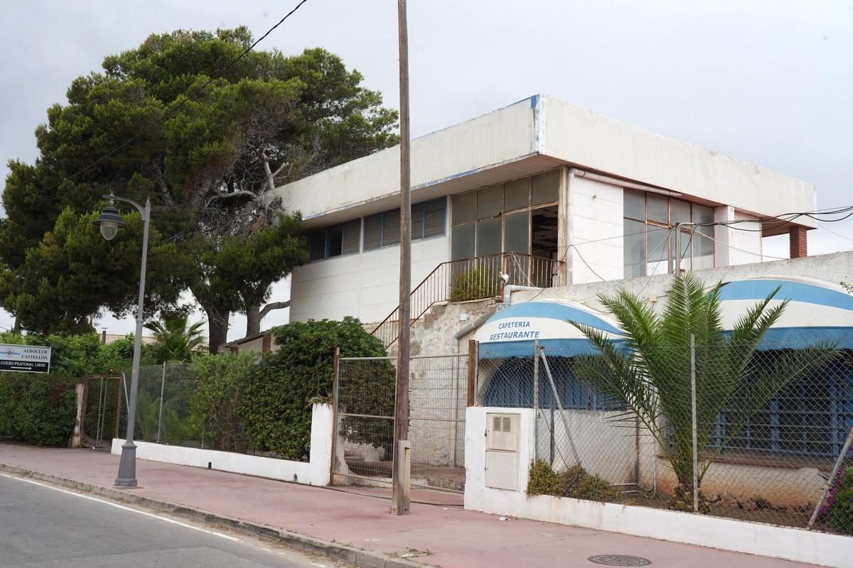 Edificio del antiguo restaurante Aladín que será remodelado.
