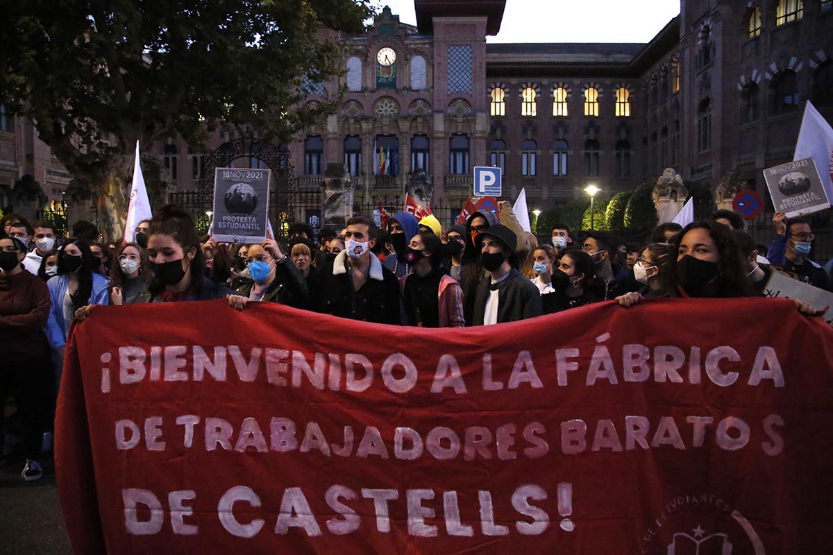 Protesta de los universitarios cordobeses por la LOSU