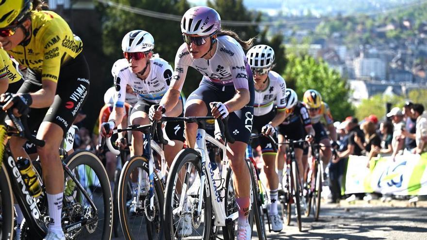 Una gran Paula Blasi logra la tercera plaza en la Flecha Valona