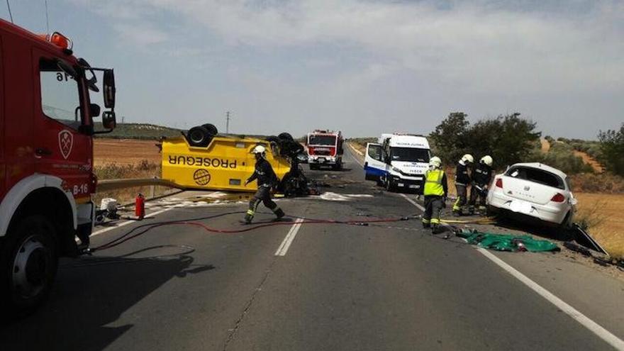 Imagen de archivo de un accidente ocurrido en las carreteras de la provincia.