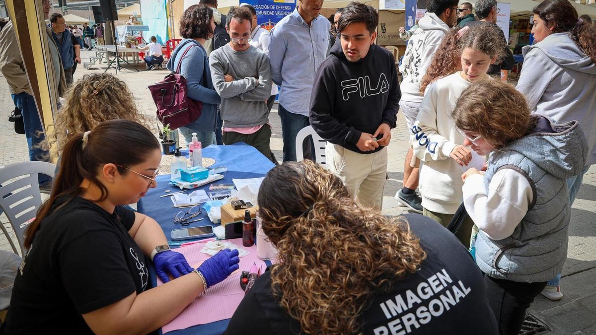 Feria de empleo en Torrent, esta vez abierta a la comarca.