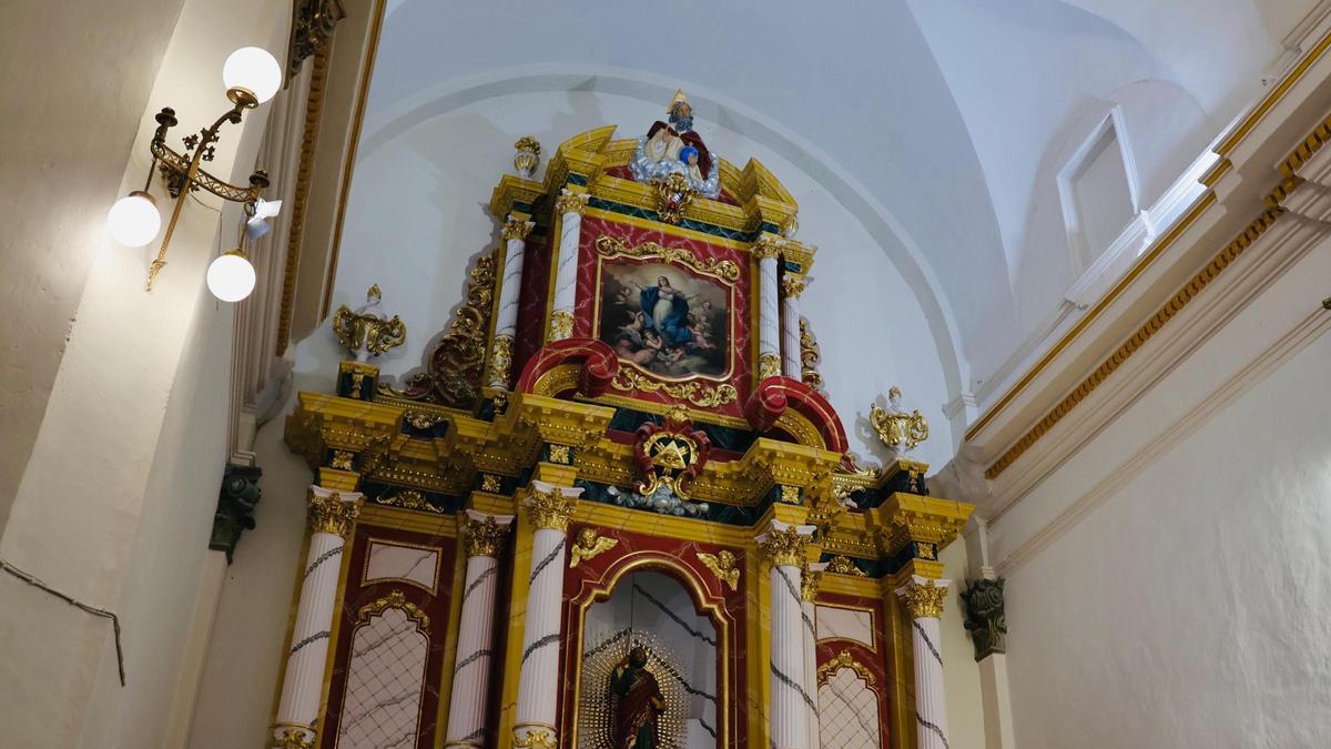 El interior de la iglesia de Finestrat tras las obras de consolidación de la bóveda.