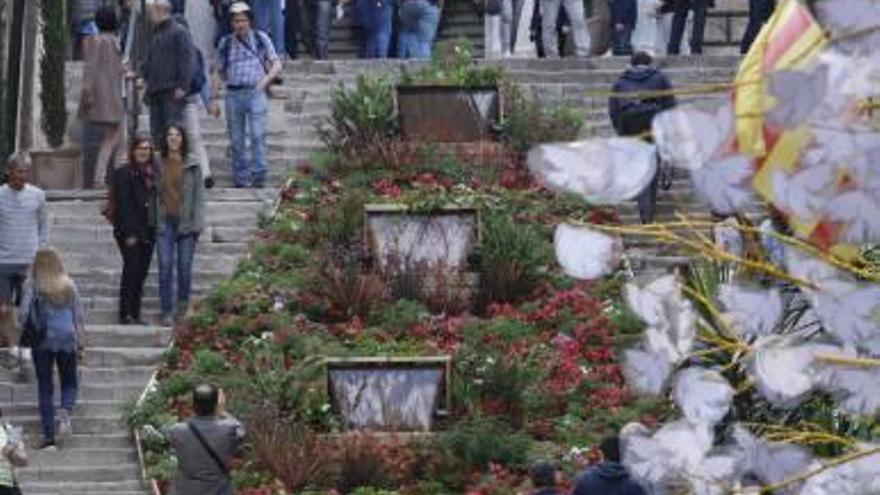 Les flors van tornar a omplir el centre de Girona