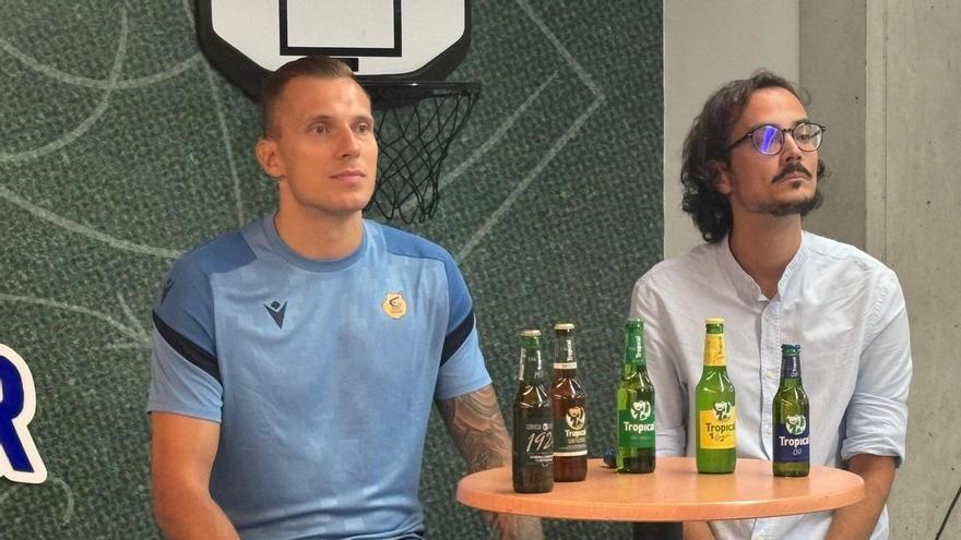 Presentación de Roberts Stumbris con el CB Gran Canaria