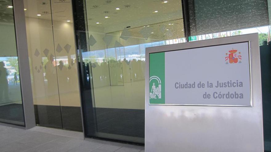 Piden seis años de cárcel para el alcalde de Nueva Carteya tras un conflicto por ruidos