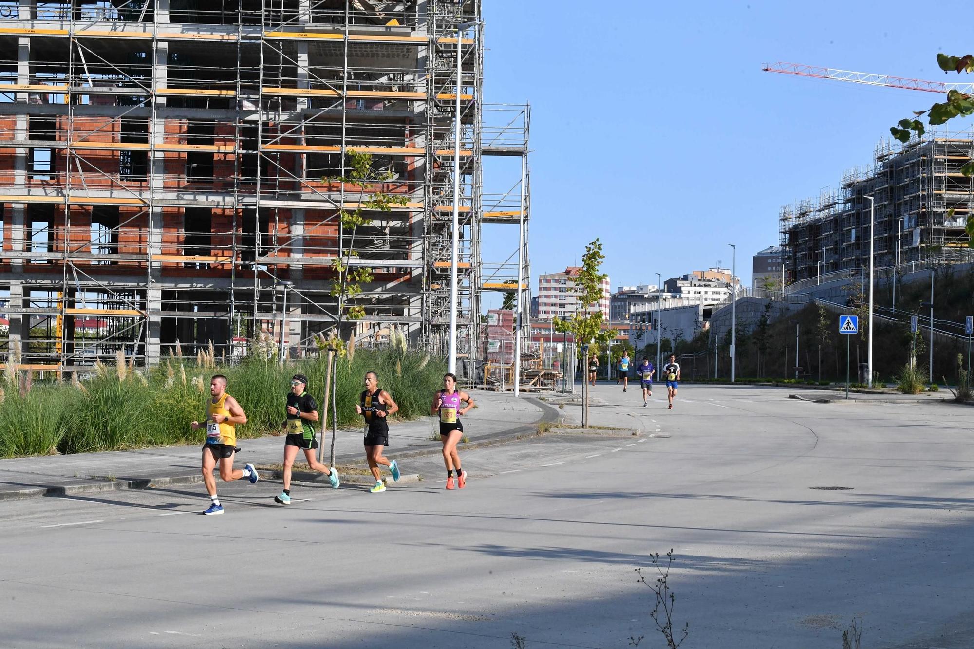 Más de mil corredores completan la carrera popular de Matogrande a Xuxán