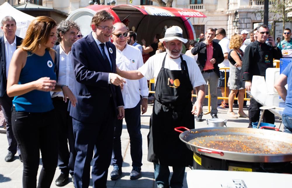 'Paella Day' en la Plaza del Ayuntamiento