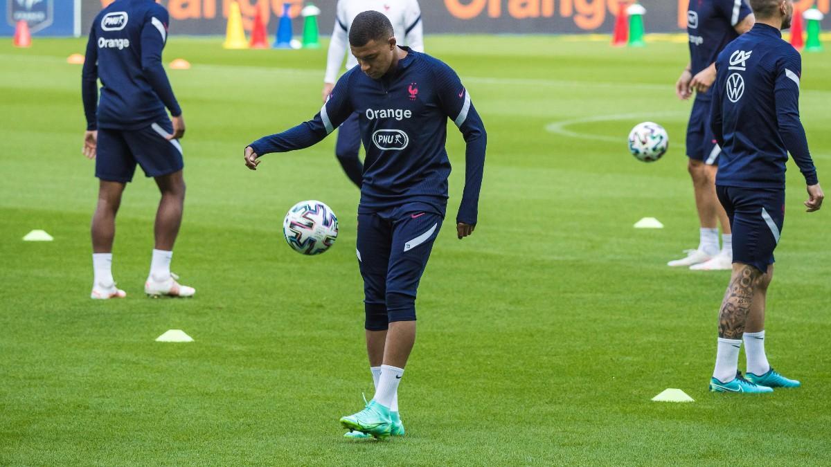 Kylian Mbappé, durante un entrenamiento con la selección de Francia