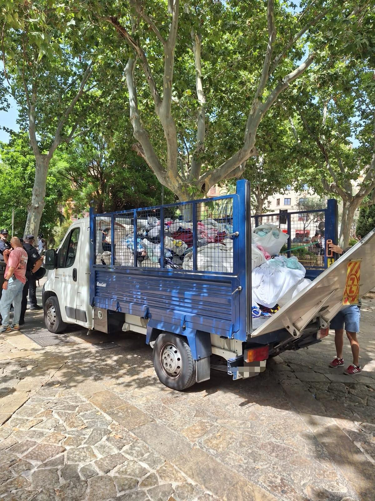 La Policía Local de Palma interviene 2.689 artículos del top manta